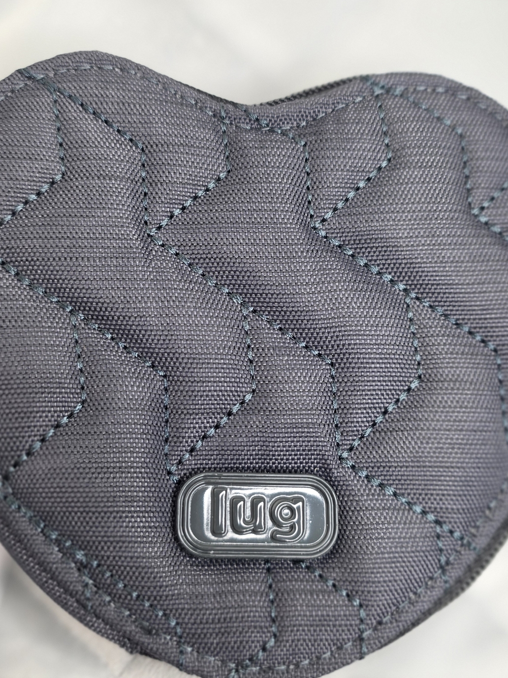 lug Quilted Heart Pouch - Gray